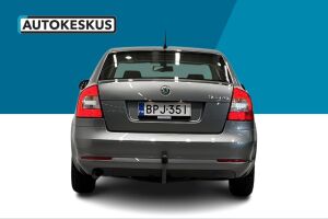 Skoda Octavia esikatselu 6