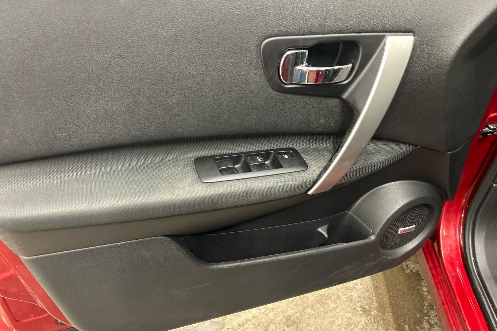 Nissan Qashqai iso kuva 11