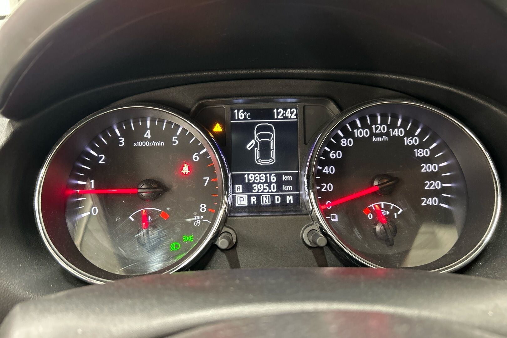 Nissan Qashqai iso kuva 16
