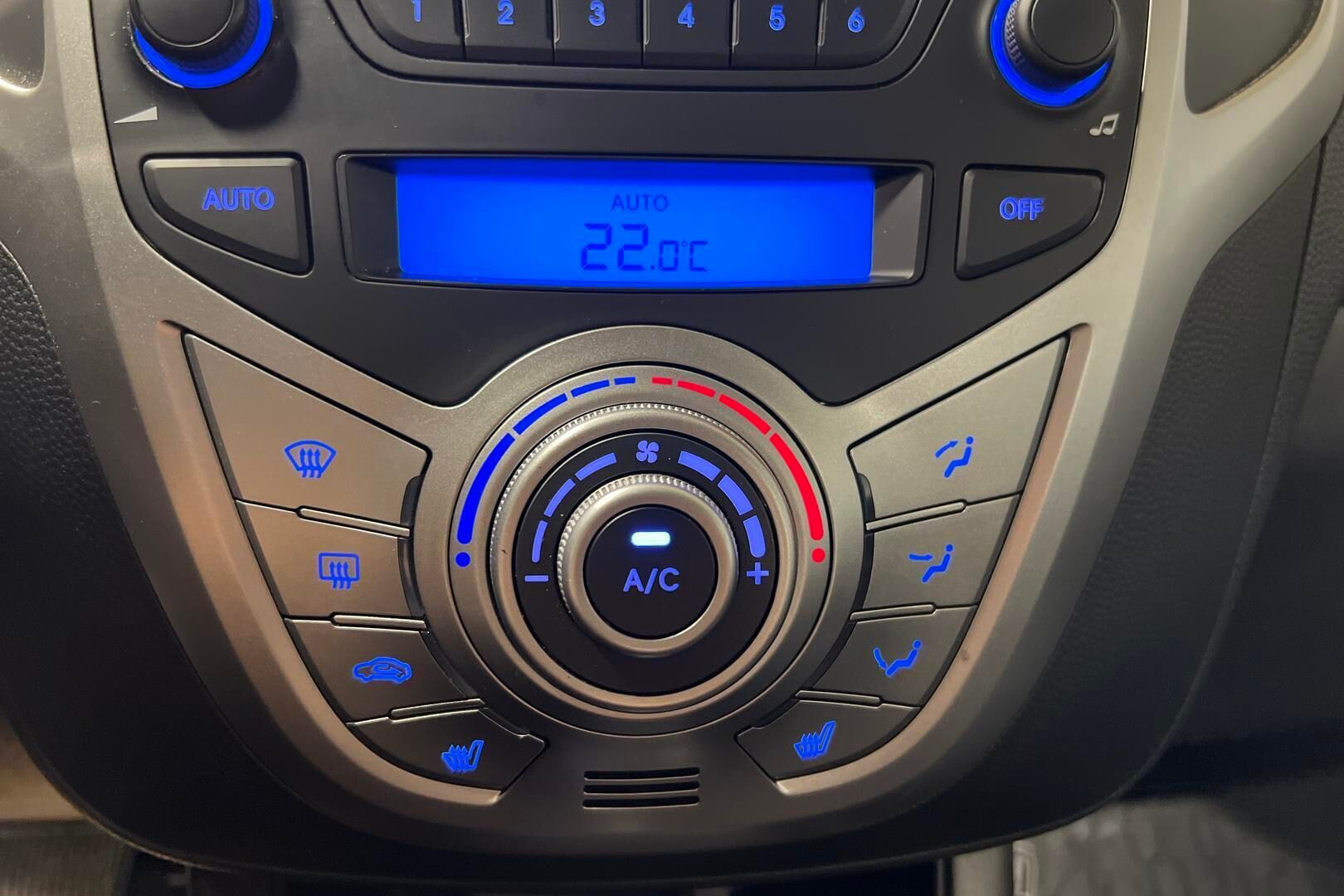 Hyundai ix20 iso kuva 16