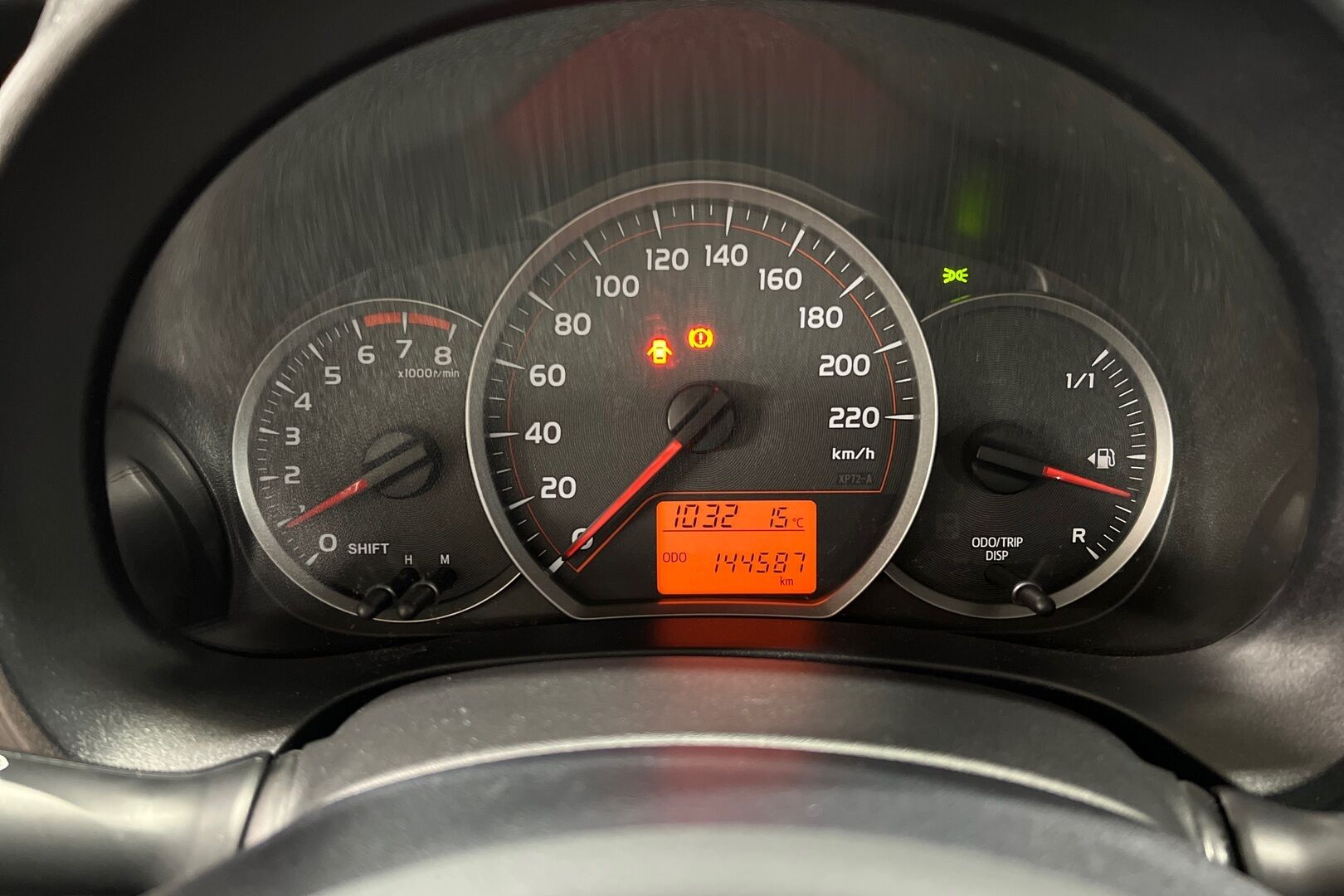 Toyota Yaris iso kuva 13