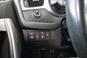 Kia cee'd esikatselu 10
