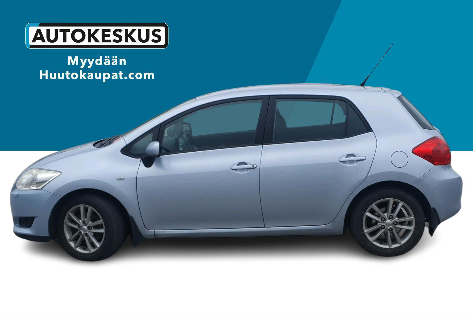 Toyota Auris iso kuva 8