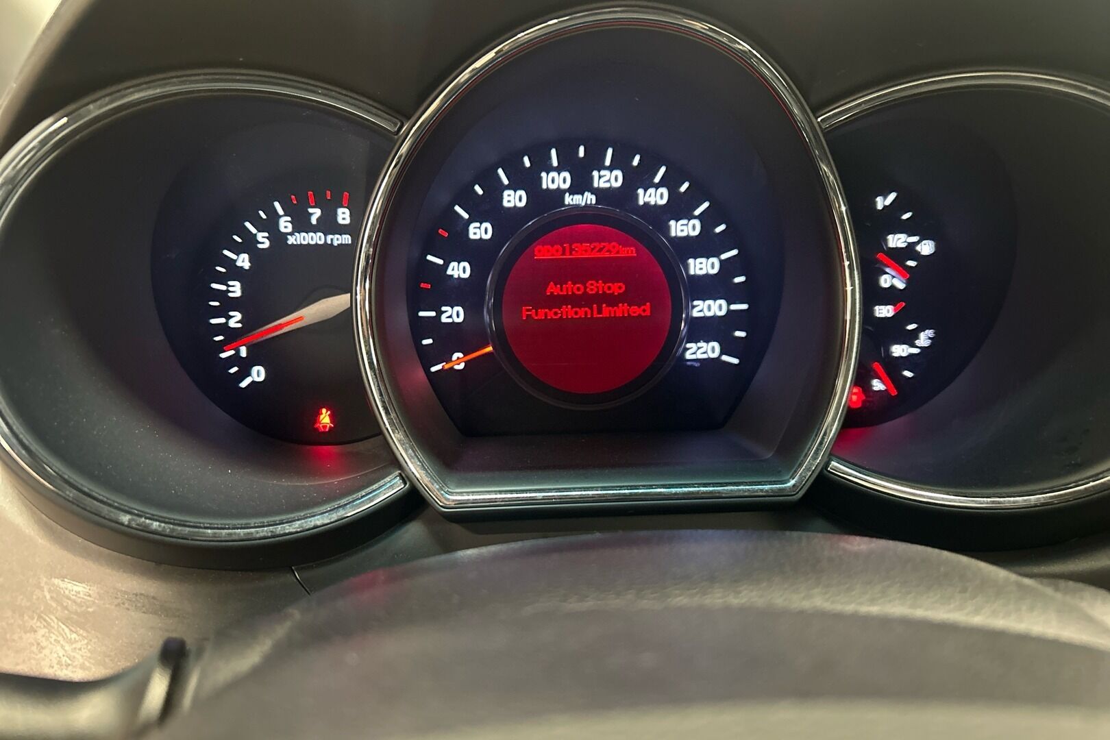 Kia Rio iso kuva 11