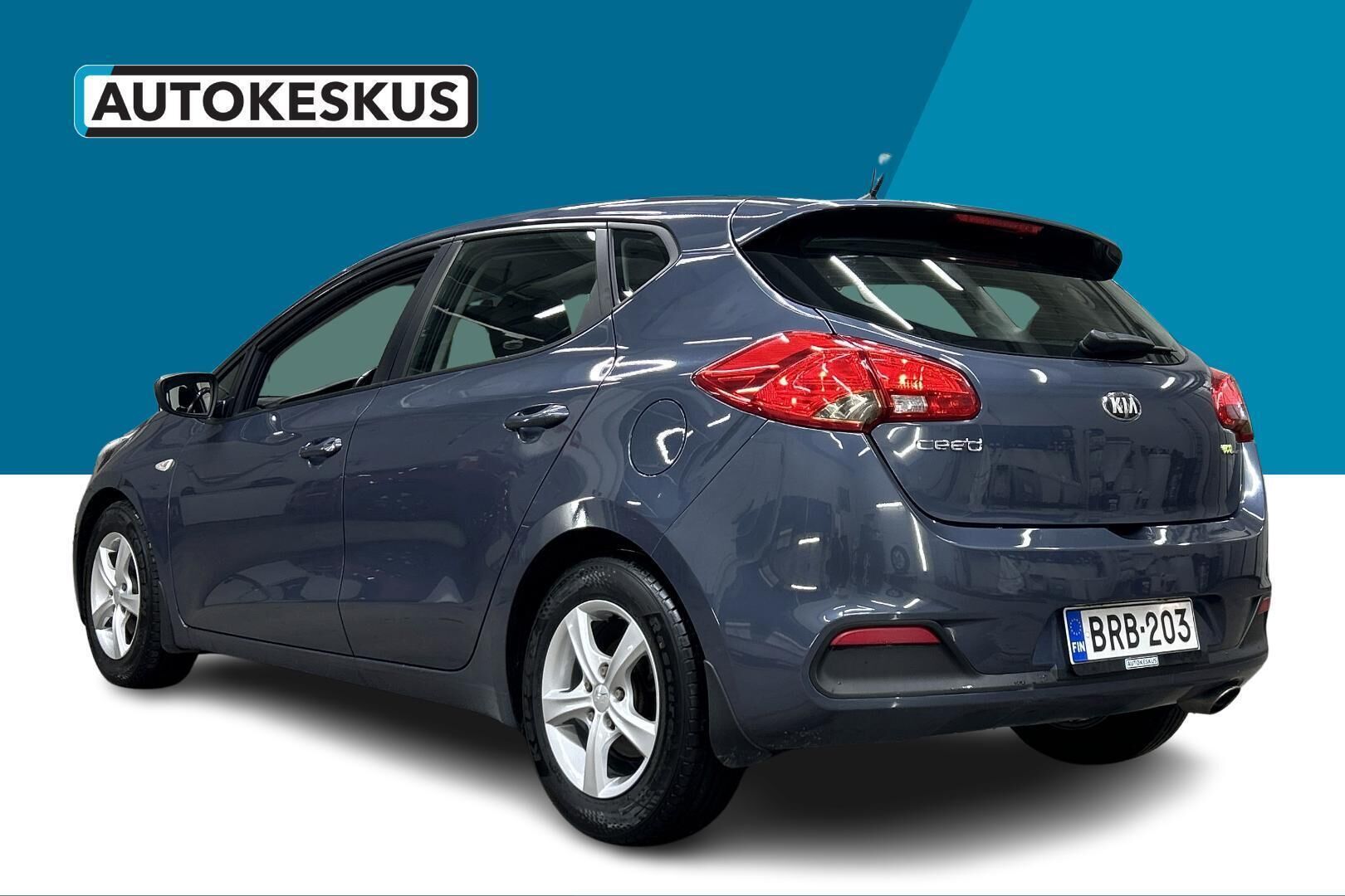 Kia cee'd iso kuva 6