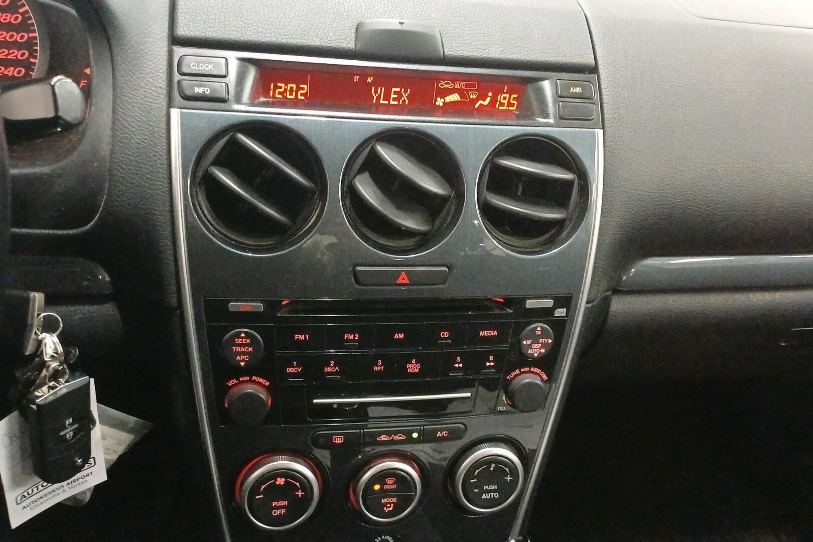 Mazda Mazda6 iso kuva 18