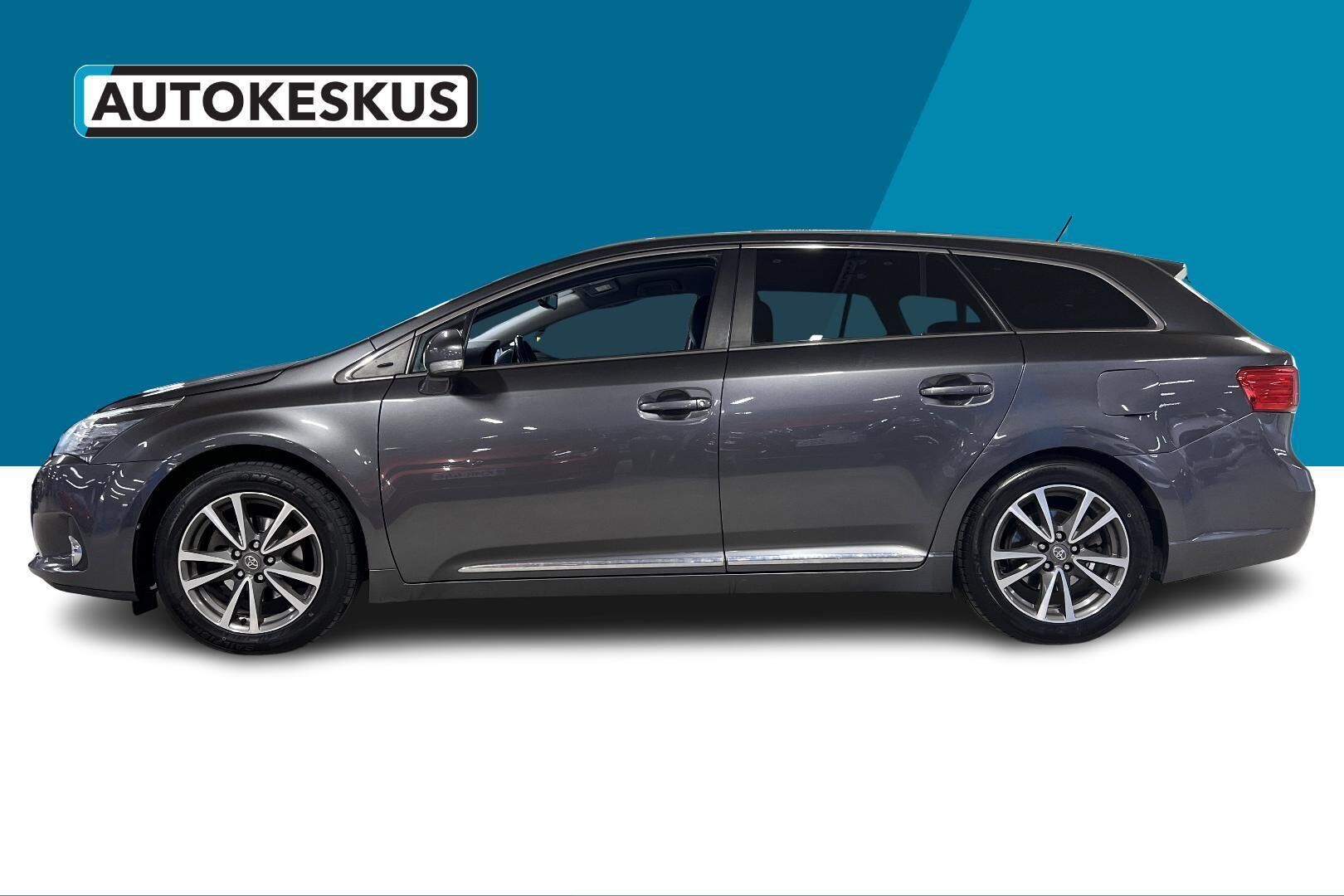 Toyota Avensis iso kuva 8