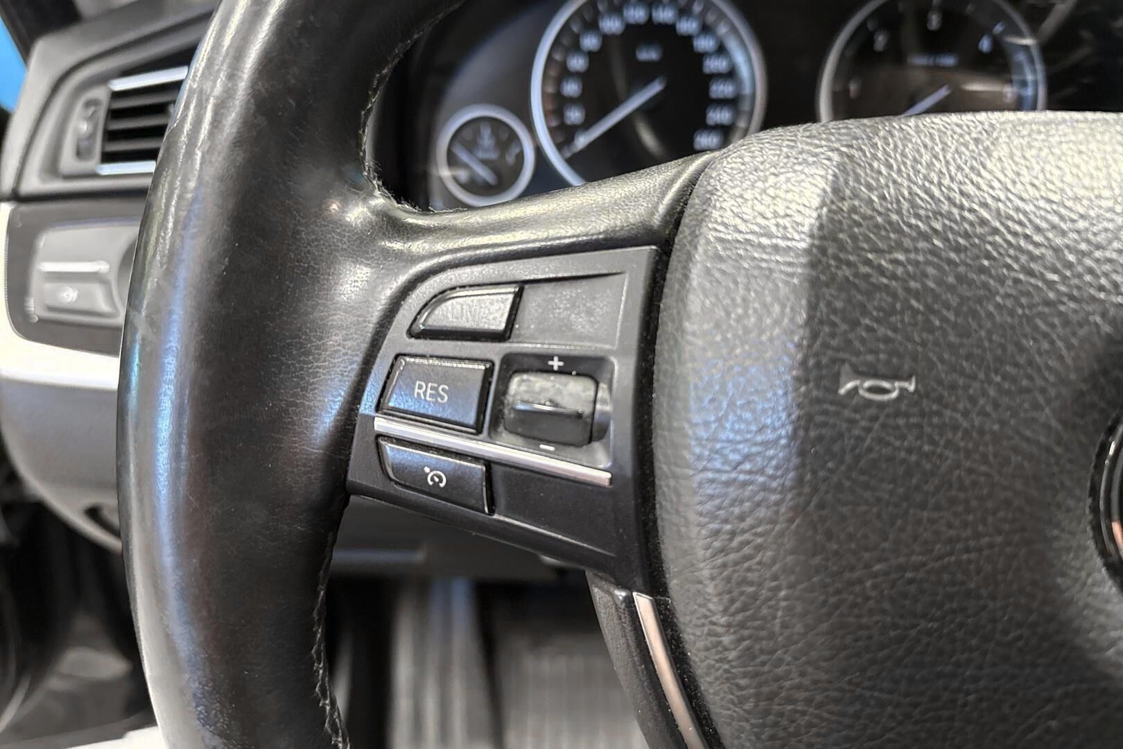 BMW 5-sarja iso kuva 18