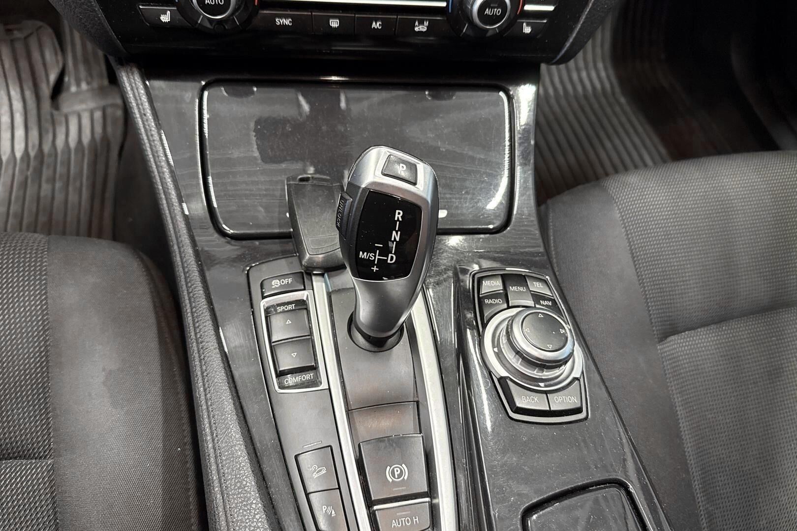 BMW 5-sarja iso kuva 20
