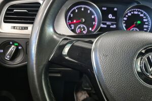 Volkswagen Golf esikatselu 8