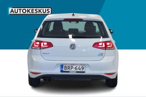 Volkswagen Golf esikatselu 19