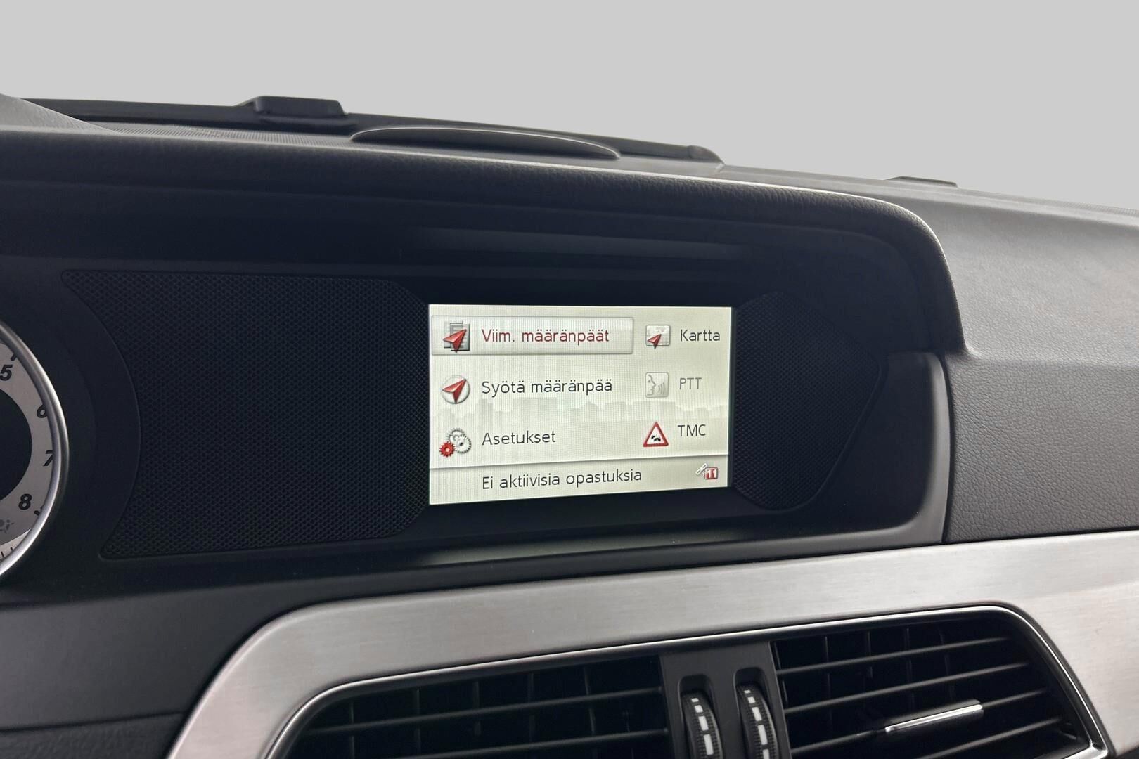 Mercedes-Benz C iso kuva 21