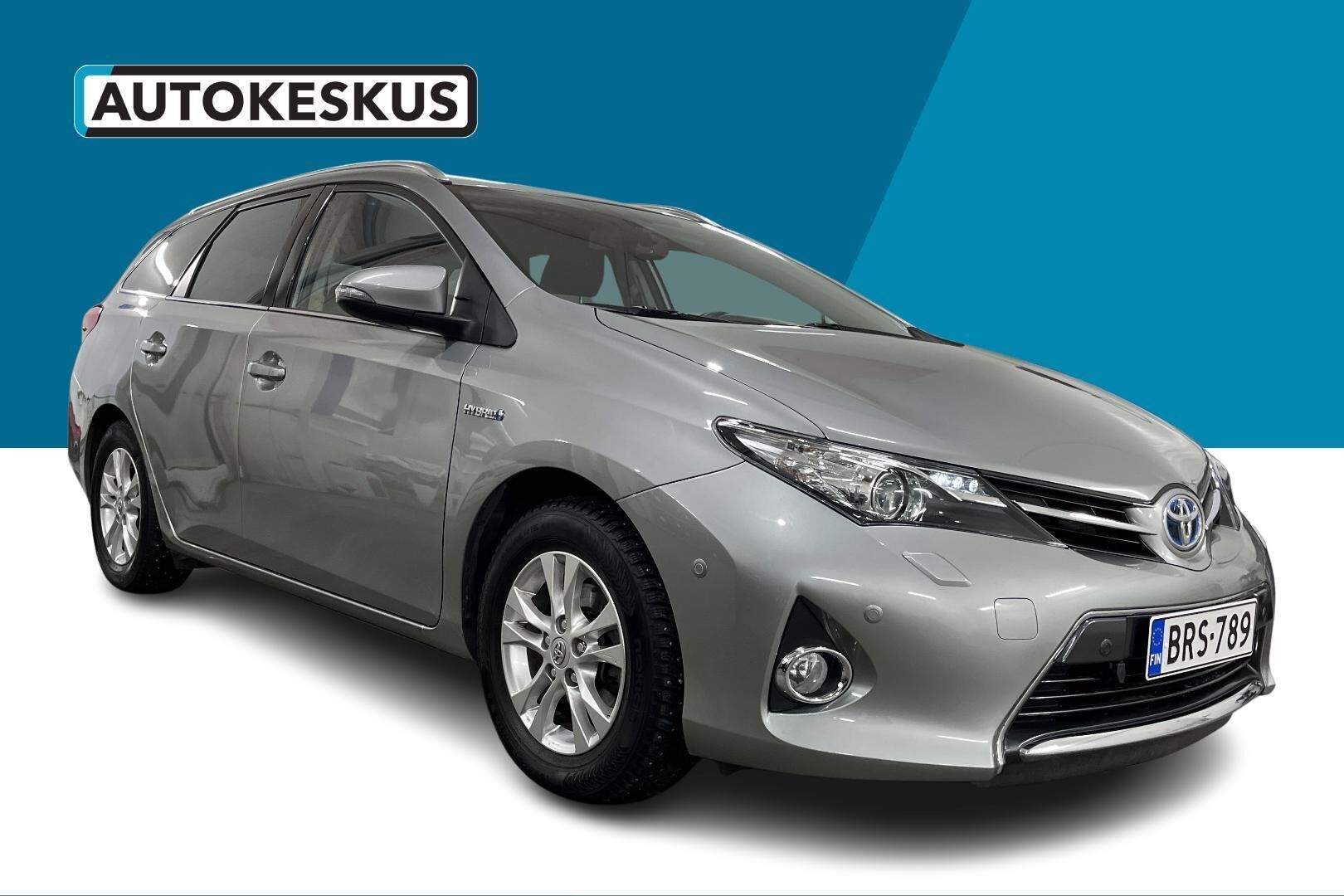 Toyota Auris iso kuva 3