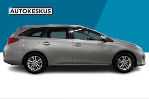 Toyota Auris esikatselu 4