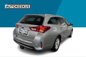 Toyota Auris esikatselu 5
