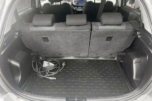 Toyota Yaris esikatselu 12