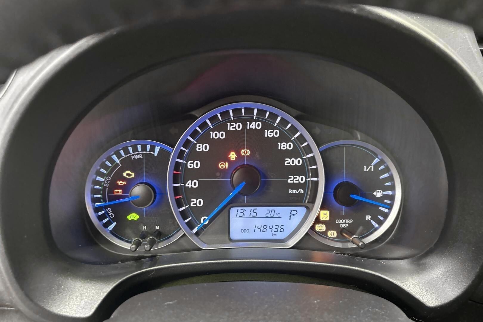 Toyota Yaris iso kuva 14