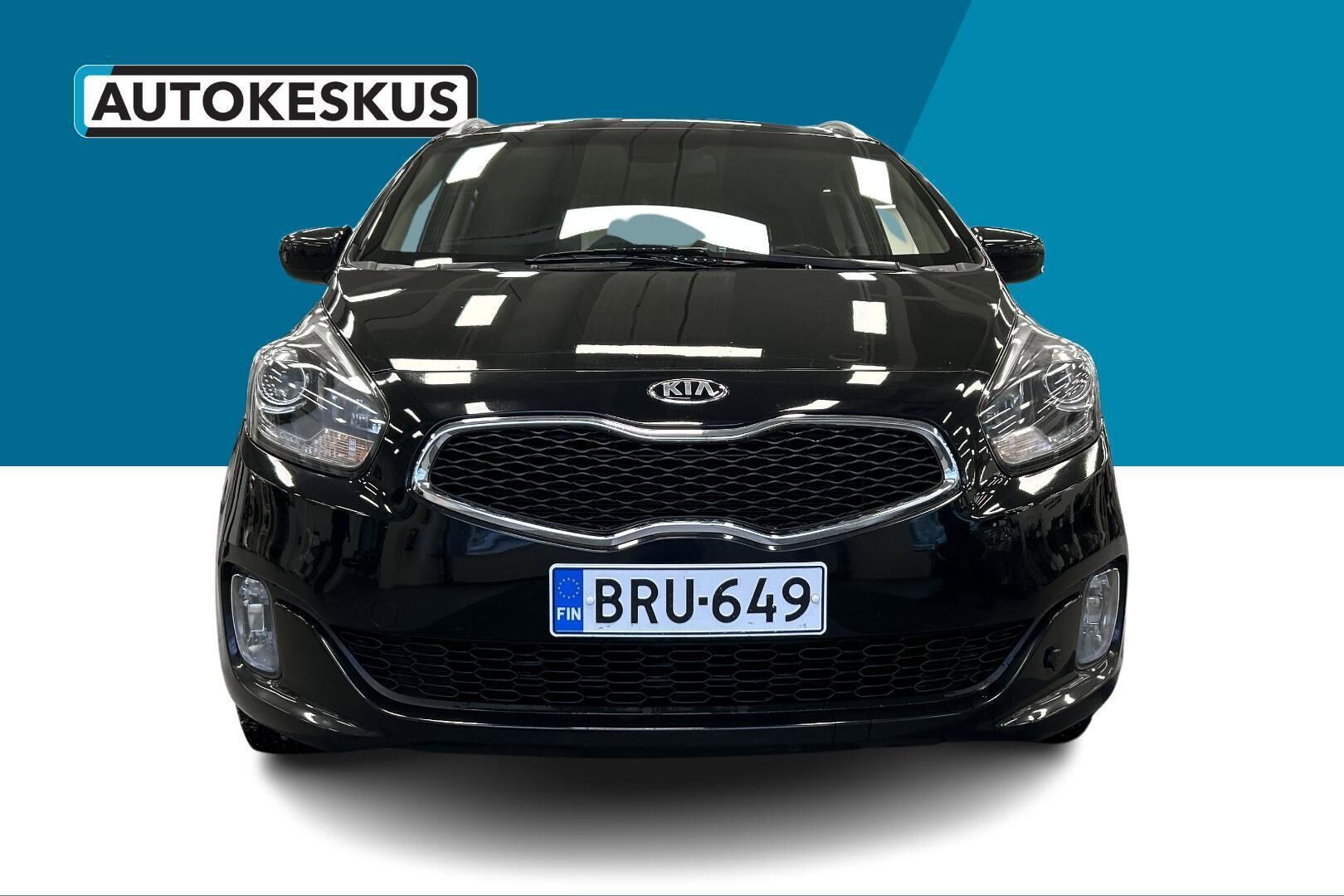 Kia Carens iso kuva 2