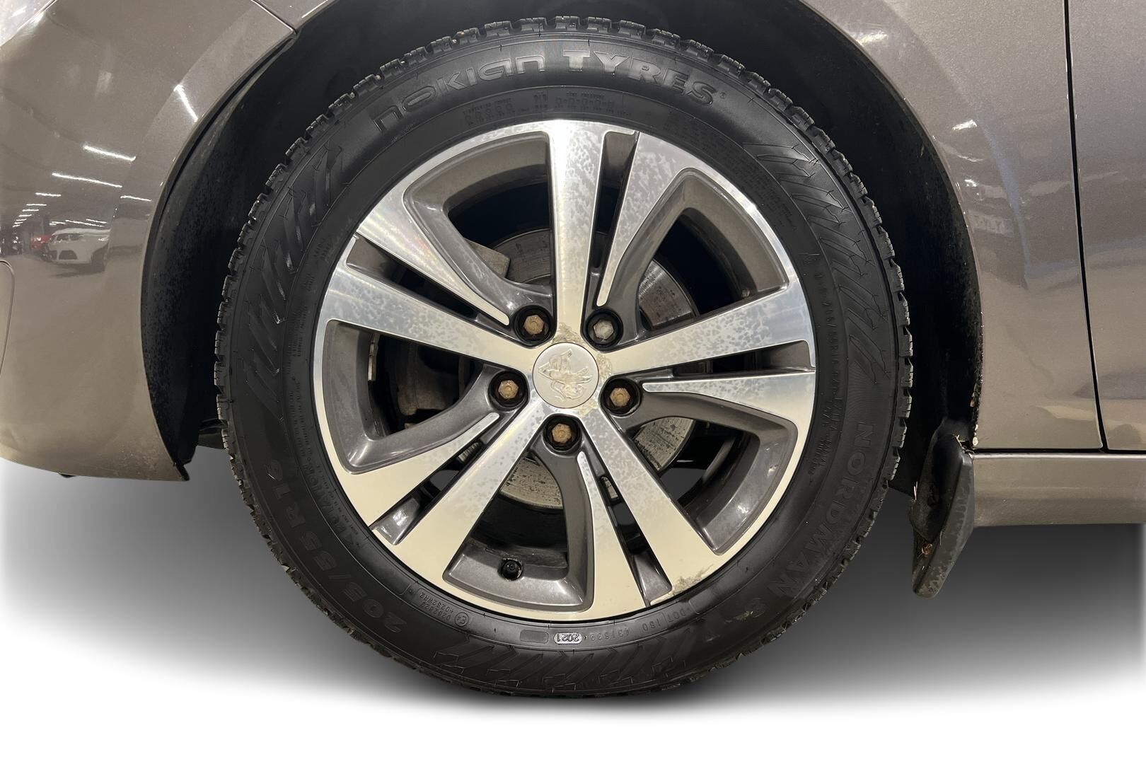 Peugeot 308 iso kuva 13