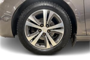 Peugeot 308 esikatselu 13