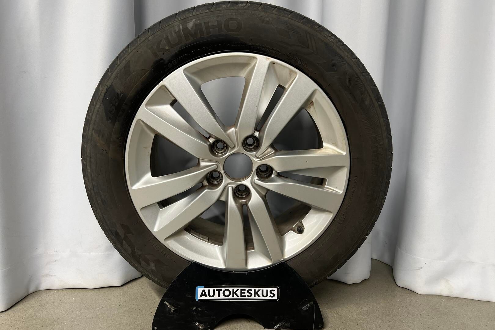 Peugeot 308 iso kuva 18