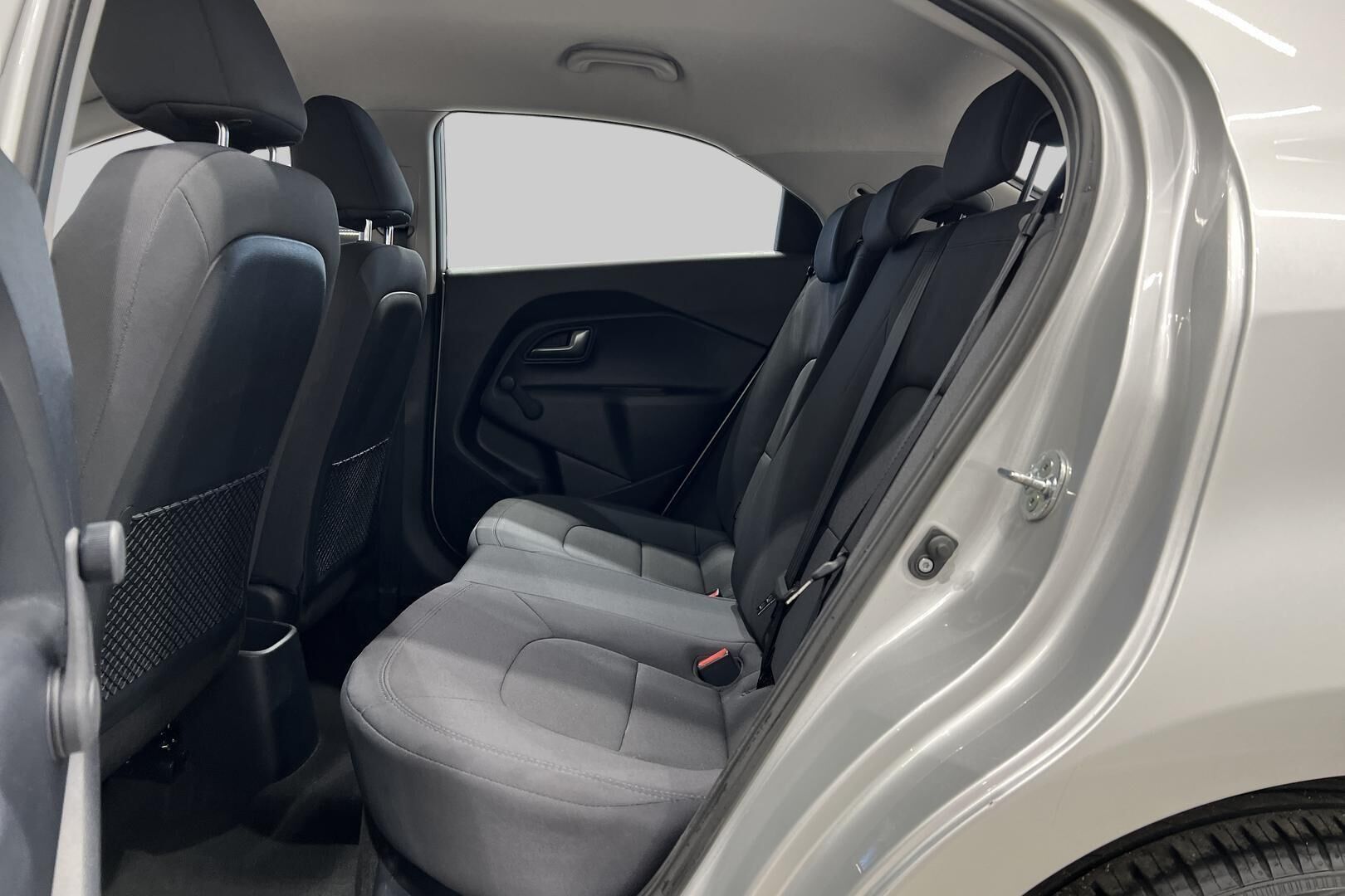 Kia Rio iso kuva 10