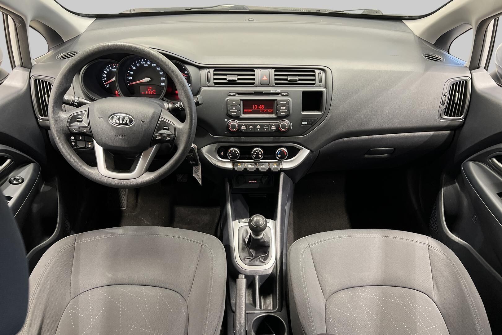 Kia Rio iso kuva 11