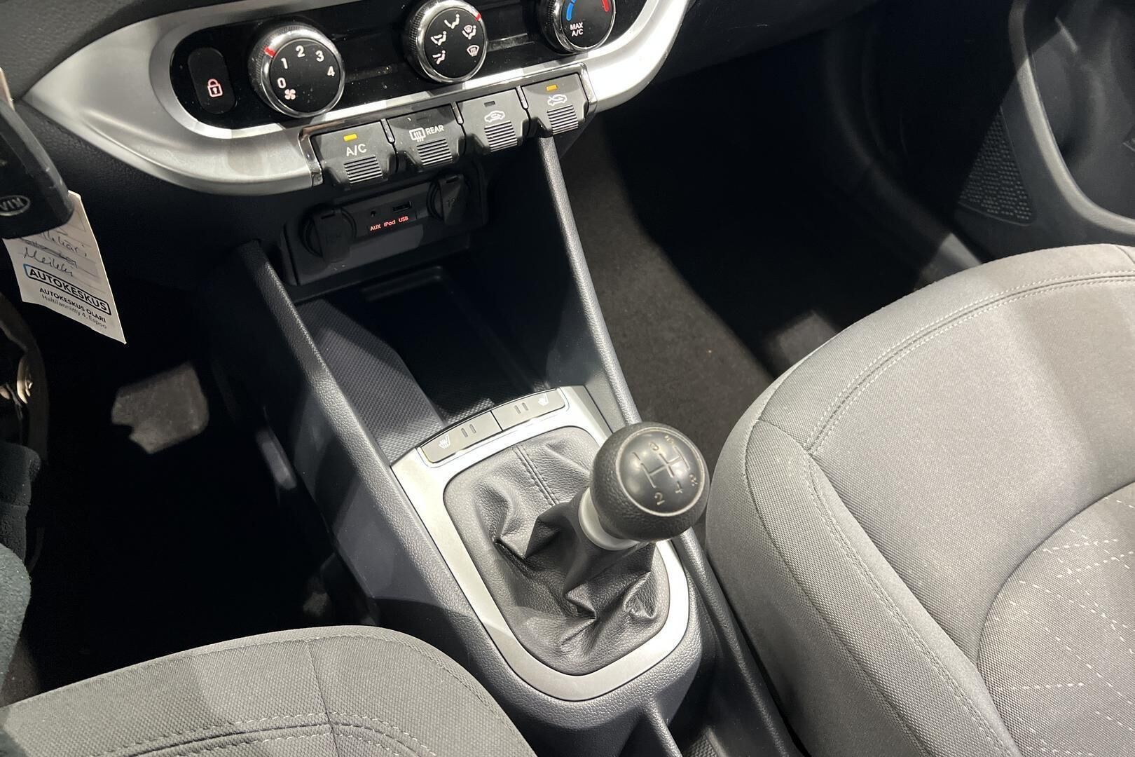 Kia Rio iso kuva 17