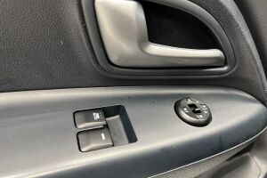 Kia Rio esikatselu 20