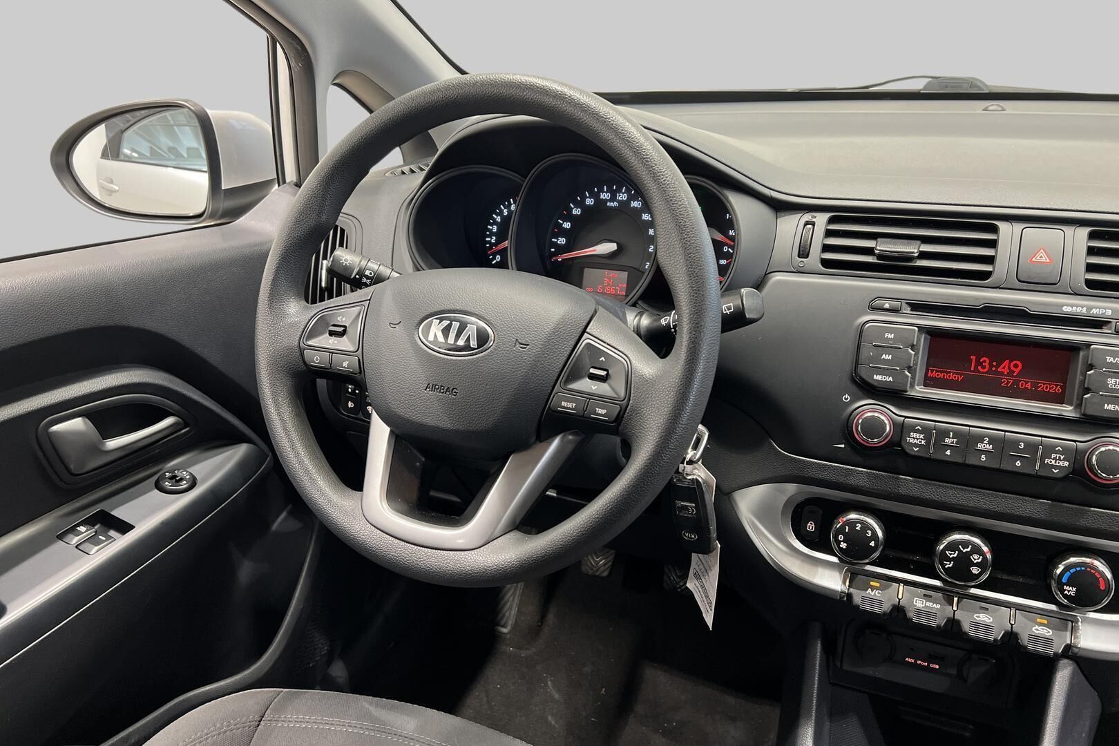 Kia Rio iso kuva 21