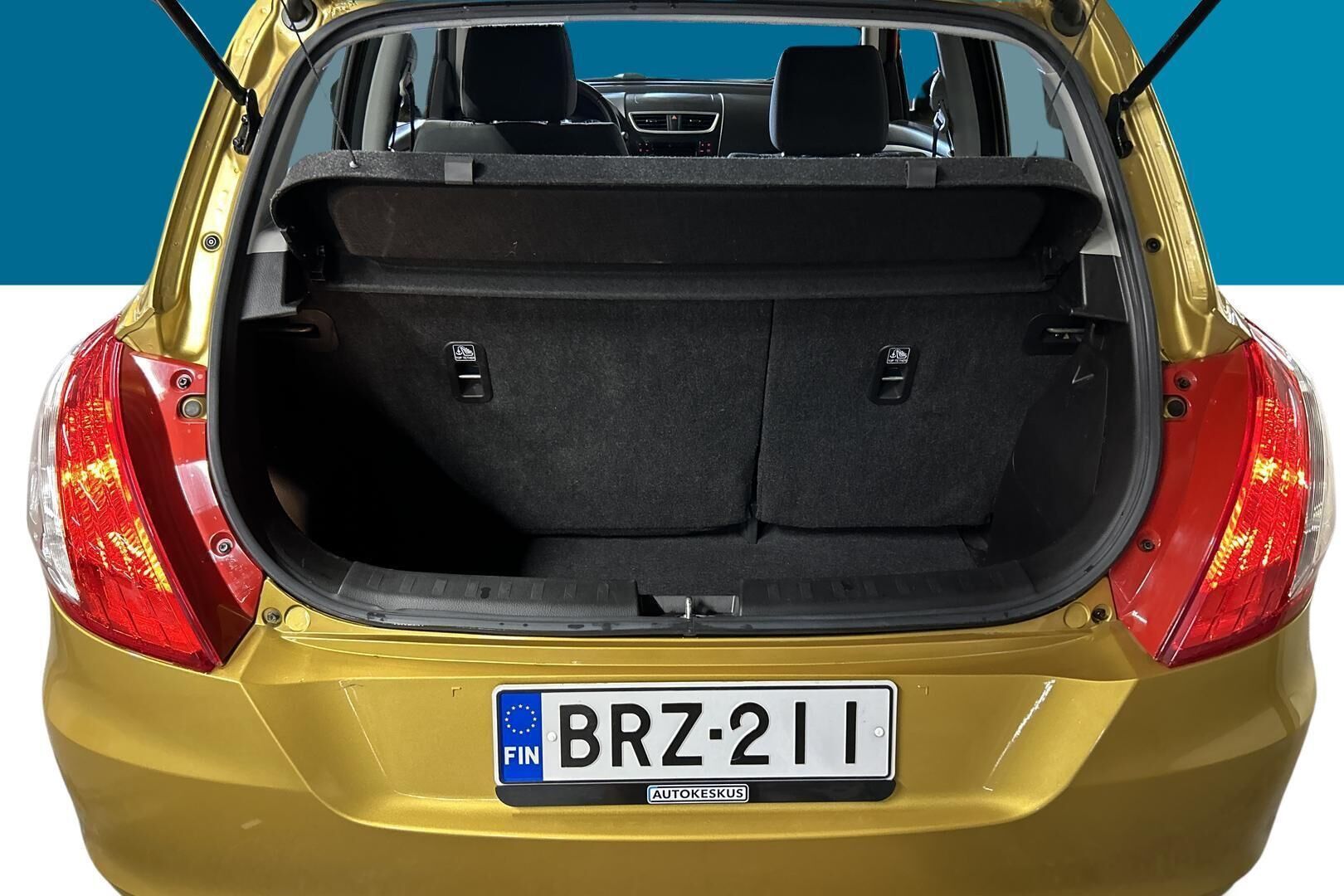 Suzuki Swift iso kuva 17