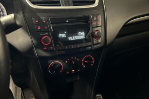 Suzuki Swift esikatselu 10