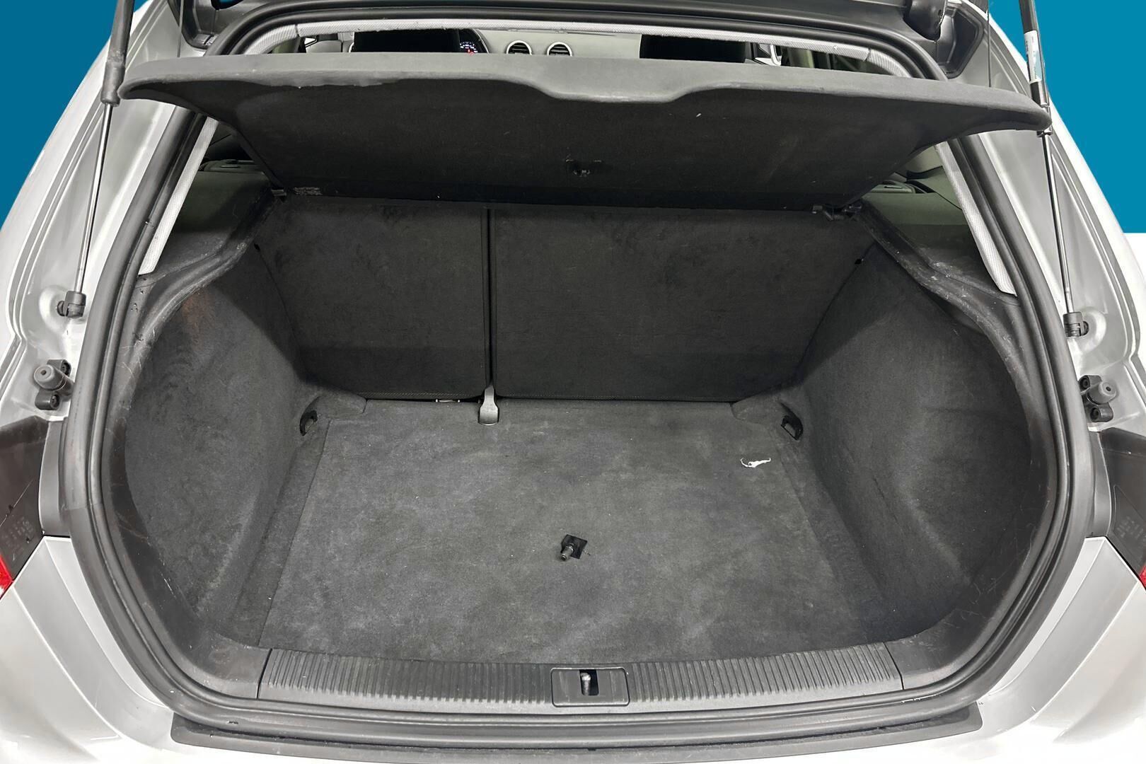 Audi A3 iso kuva 11