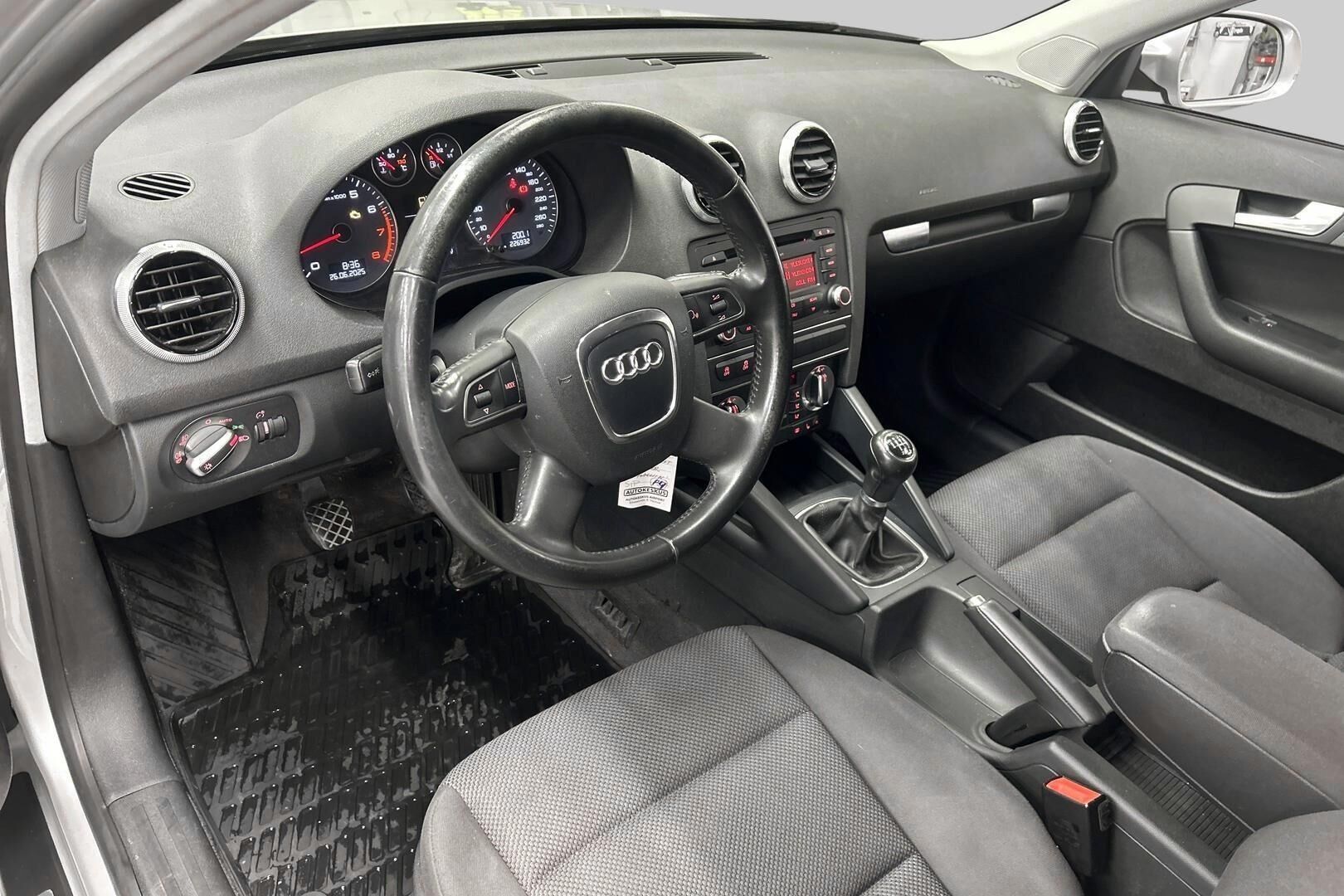 Audi A3 iso kuva 29