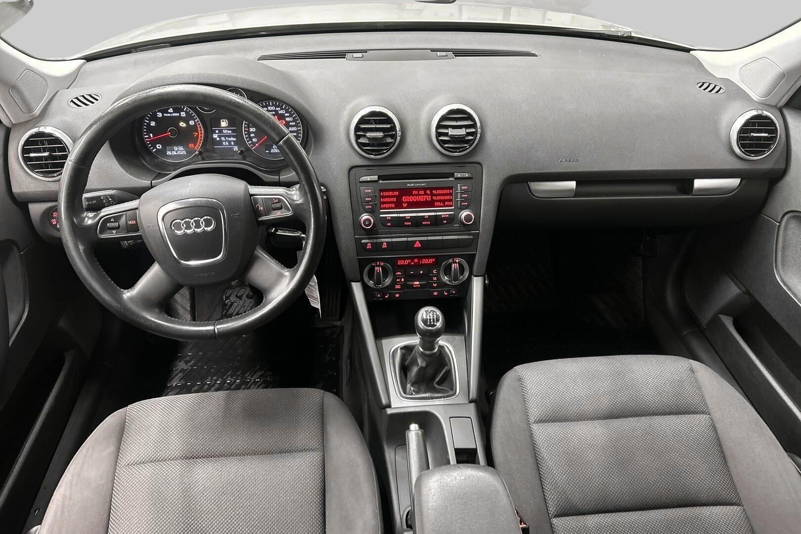 Audi A3 iso kuva 31