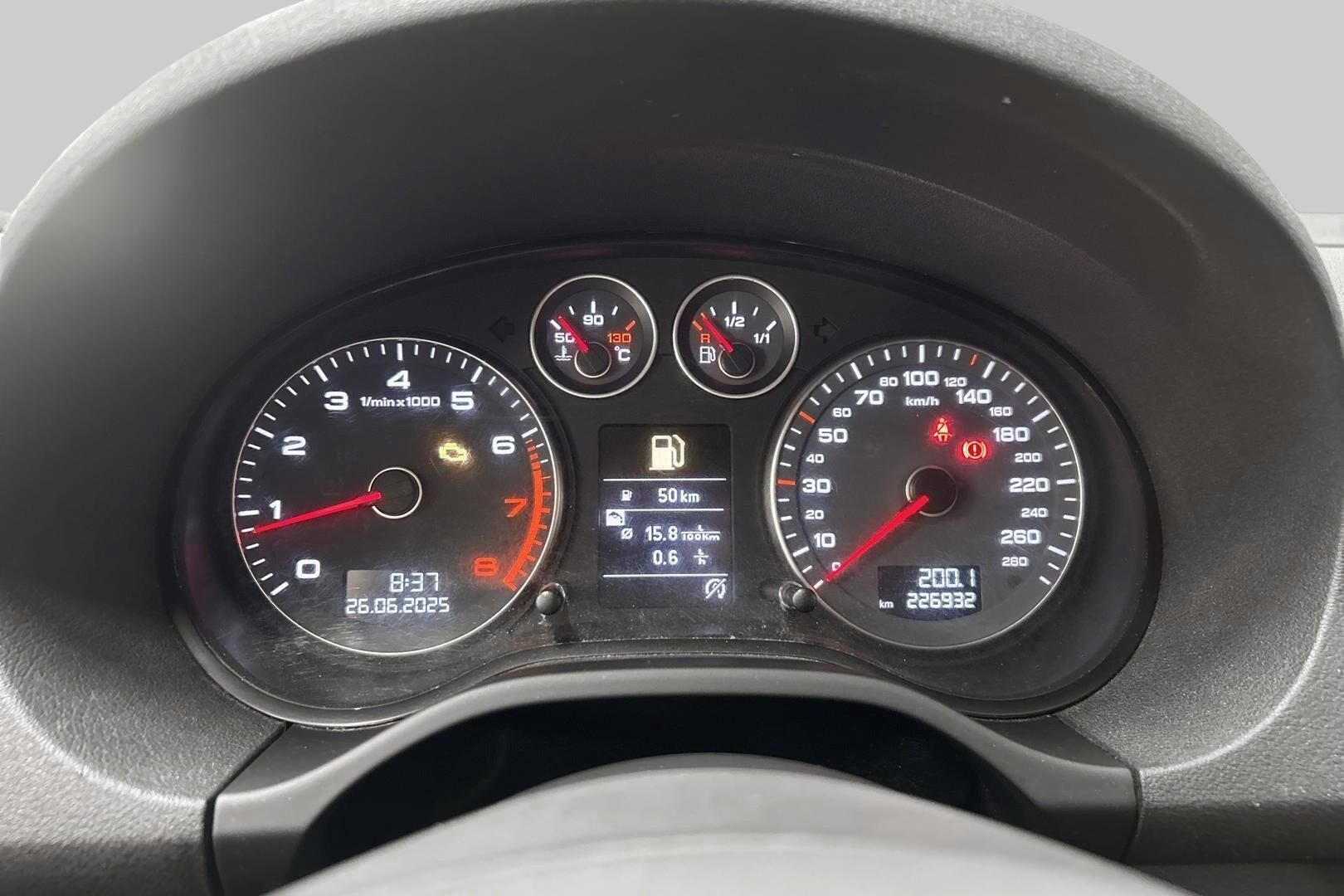 Audi A3 iso kuva 34