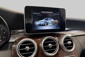 Mercedes-Benz C esikatselu 19