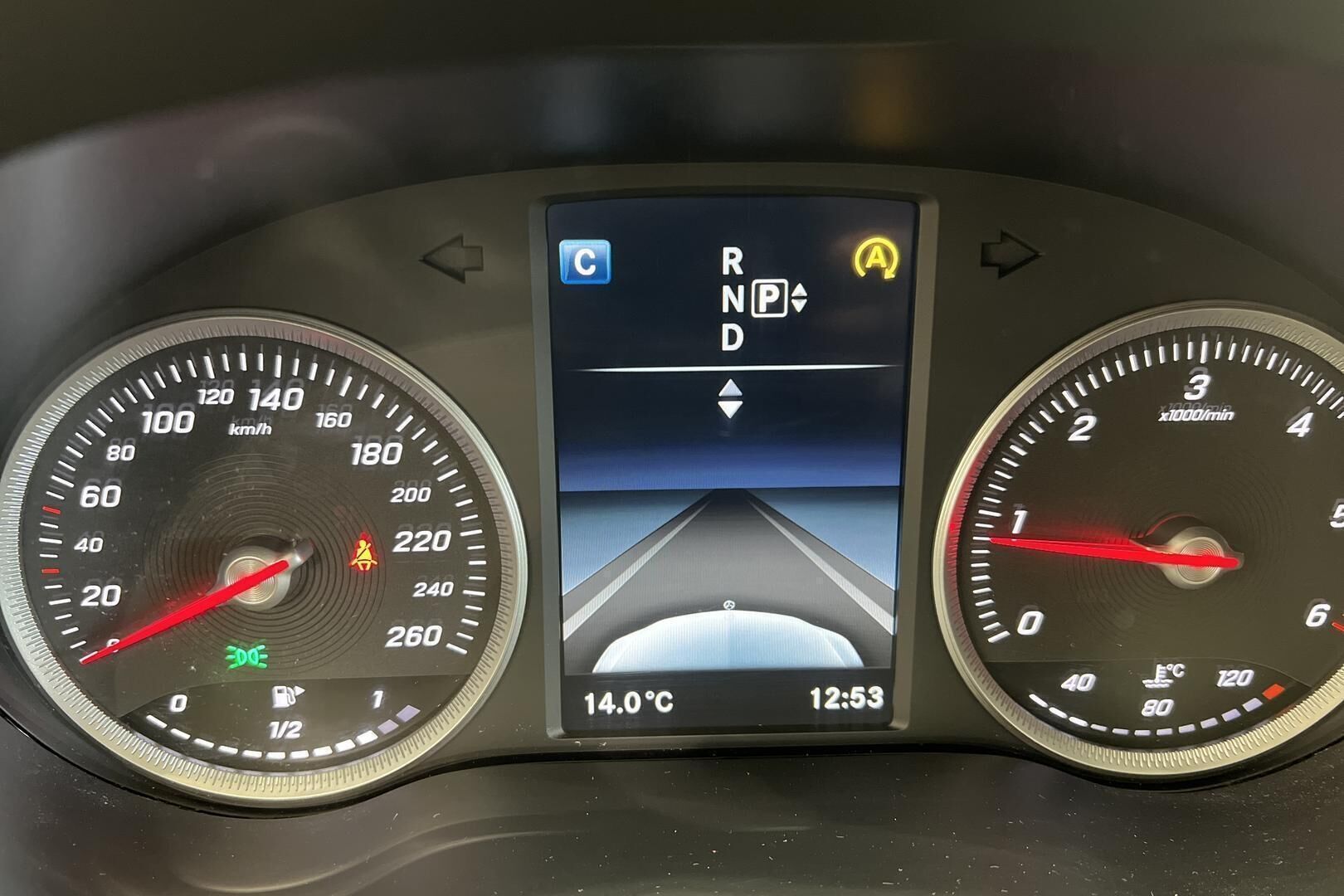 Mercedes-Benz C iso kuva 21