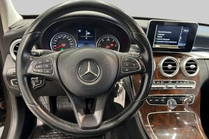 Mercedes-Benz C esikatselu 28