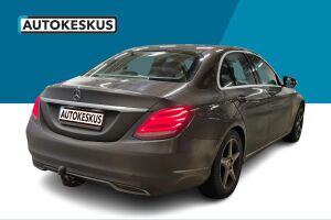 Mercedes-Benz C esikatselu 3