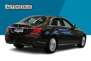 Mercedes-Benz C esikatselu 5