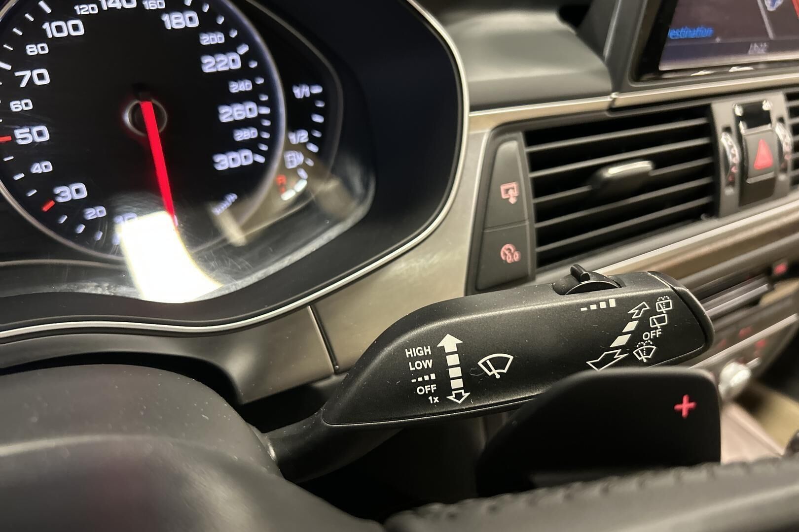 Audi A6 allroad quattro iso kuva 28