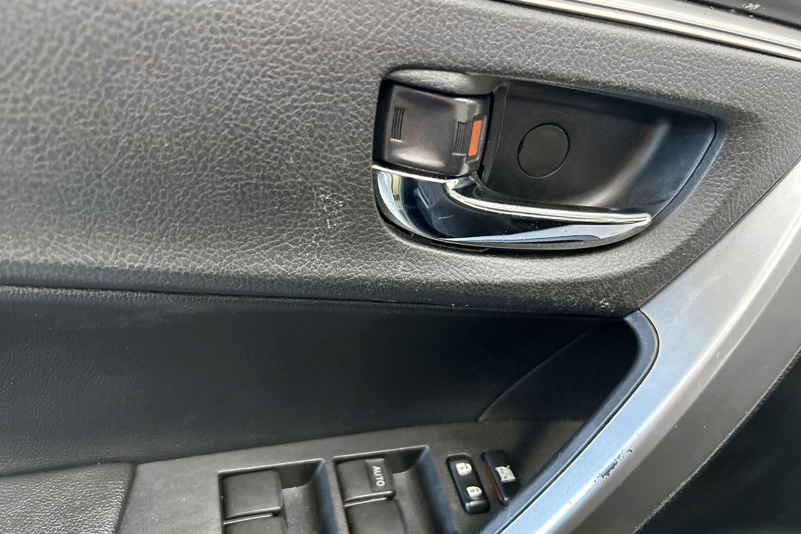 Toyota Corolla iso kuva 27