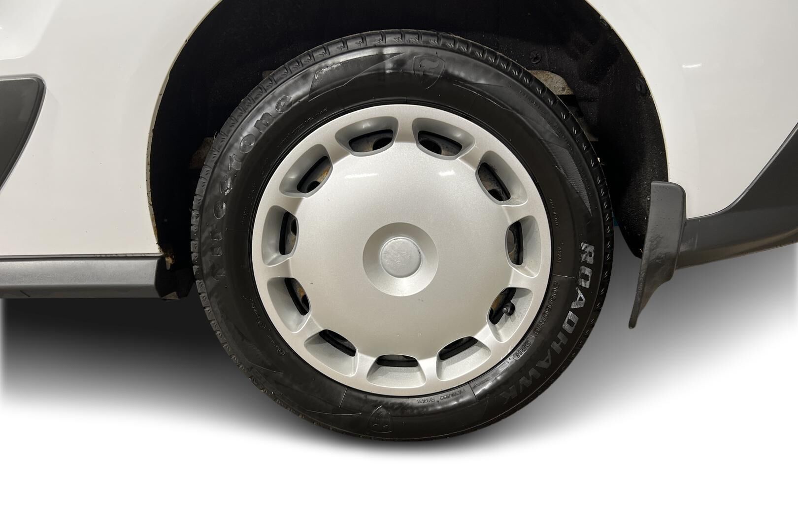 Ford Transit Connect iso kuva 13