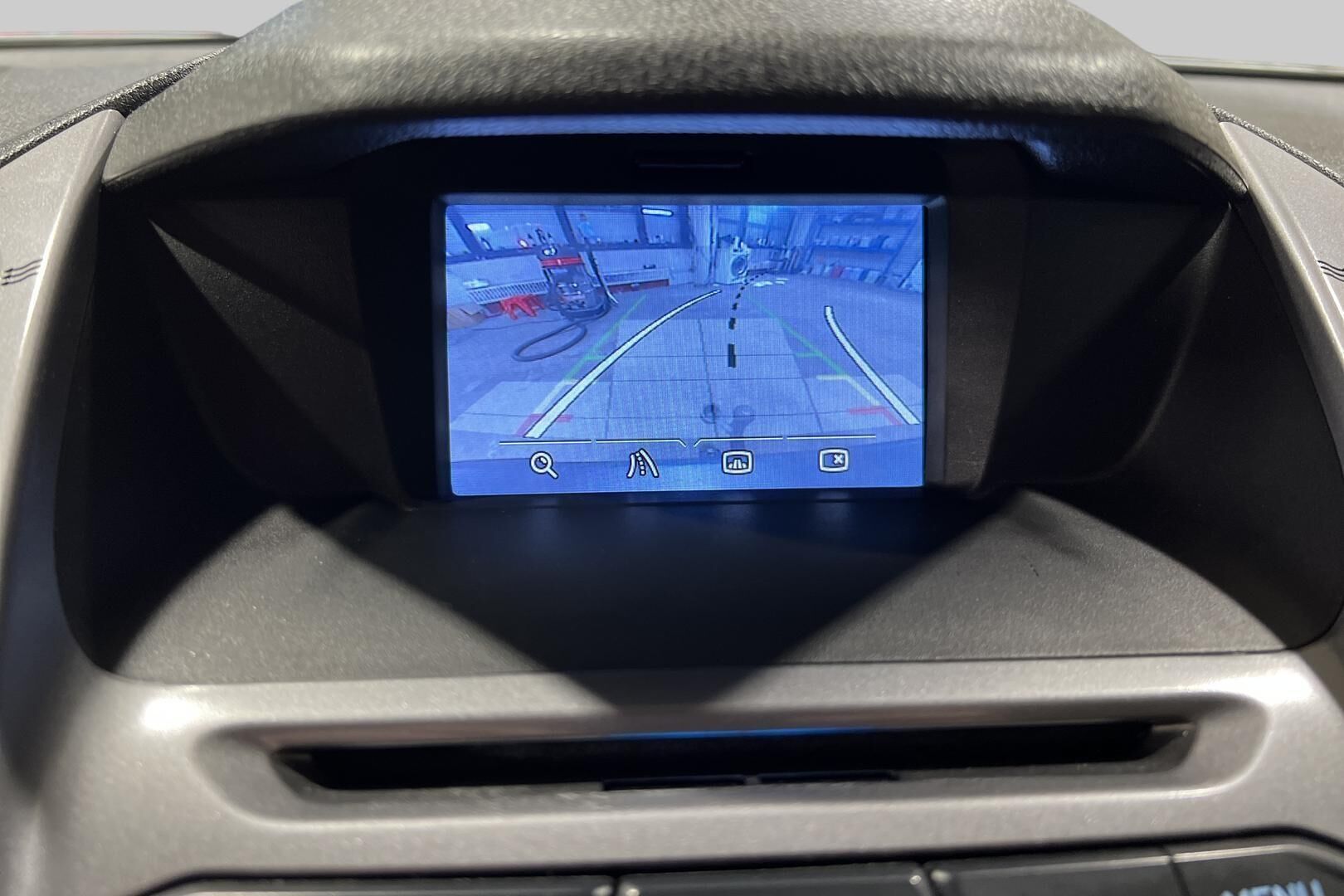 Ford Transit Connect iso kuva 20