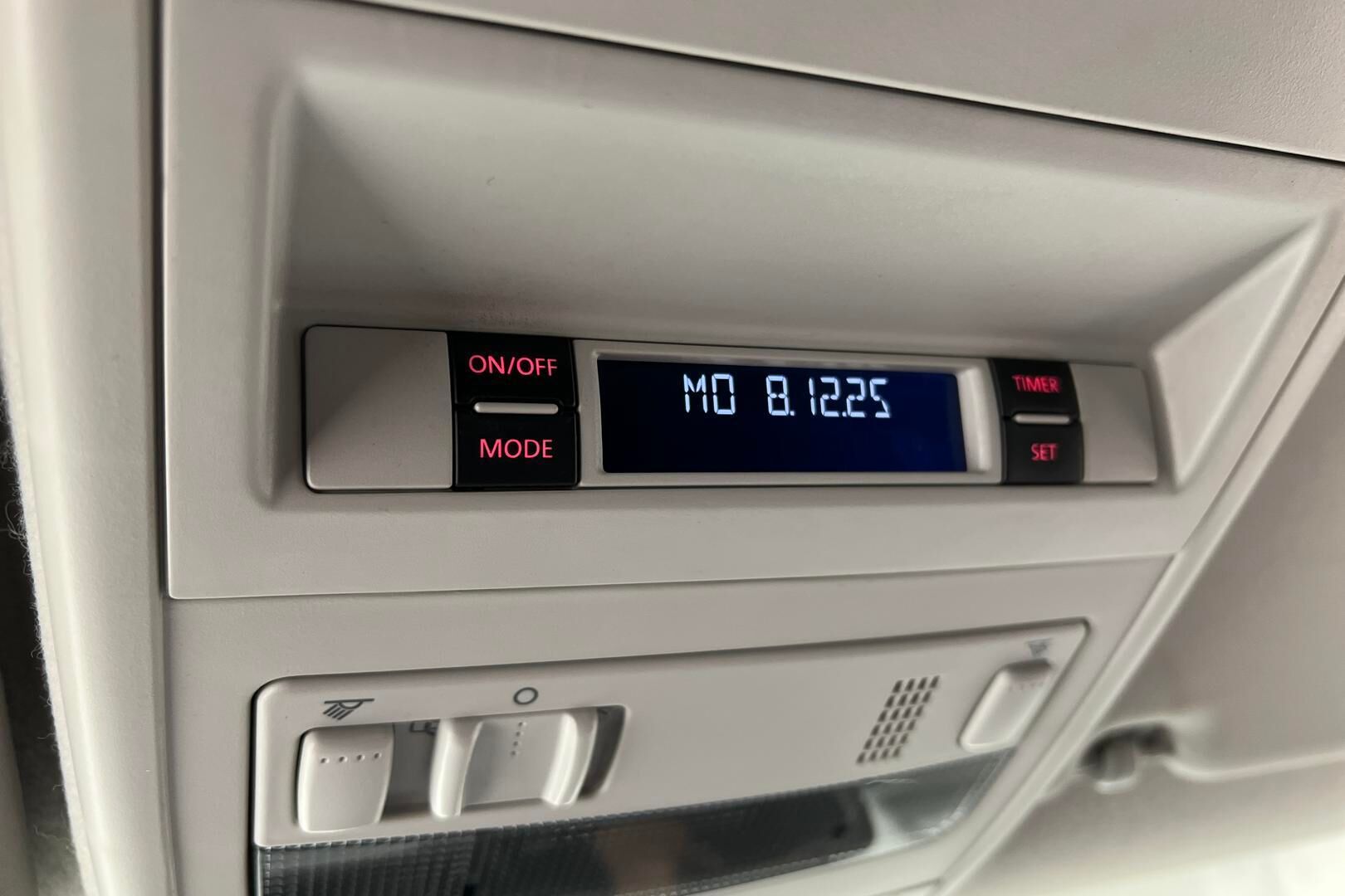 Volkswagen Transporter iso kuva 20