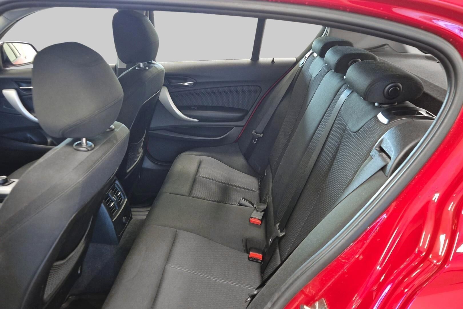 BMW 1-sarja iso kuva 10