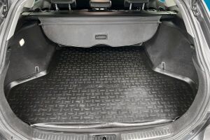 Toyota Avensis esikatselu 9