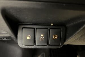 Toyota Avensis esikatselu 15