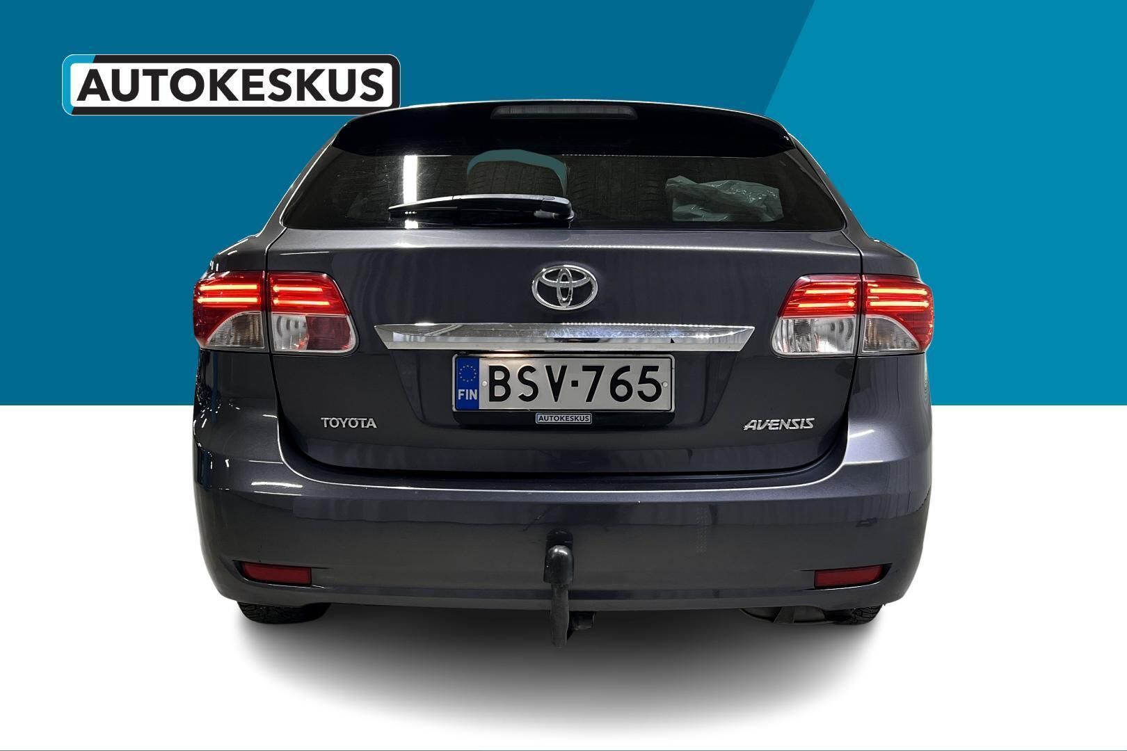 Toyota Avensis iso kuva 5